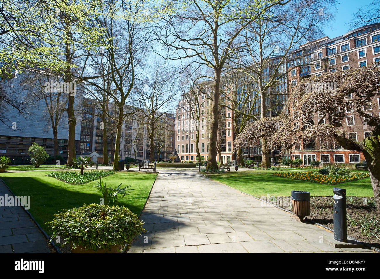 St John's Gardens Horseferry Road Westminster London REGNO UNITO Foto Stock