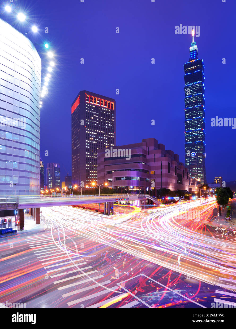 Taipei, Taiwan cityscape con il famoso grattacielo Foto Stock