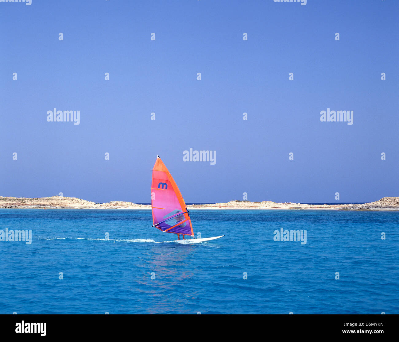 Windsurf, Platja de ses Illetes, Formentera, isole Baleari, Spagna Foto Stock