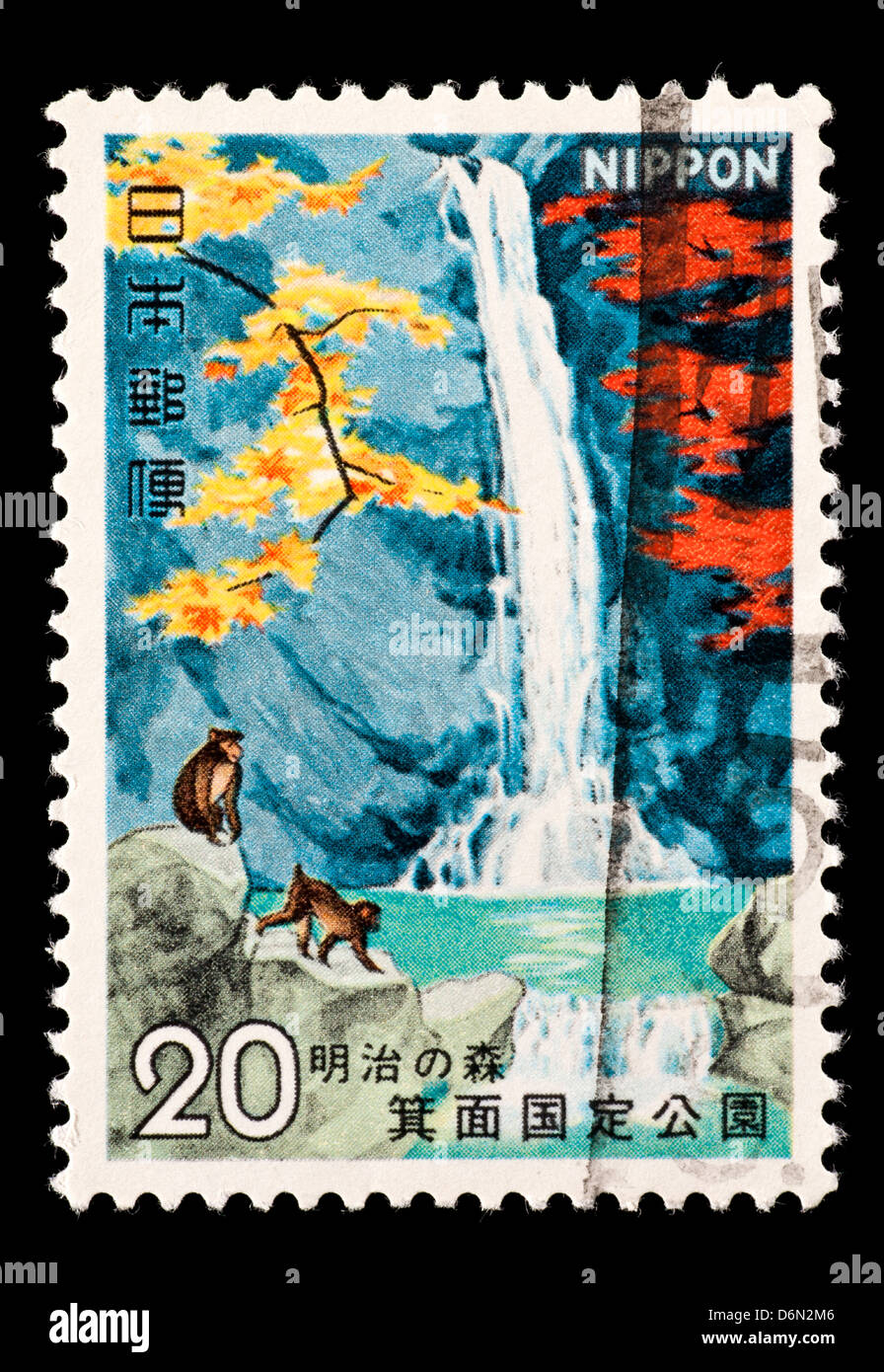 Francobollo dal Giappone raffiguranti Minoo cascate, foreste di Meiji quasi-national park. Foto Stock