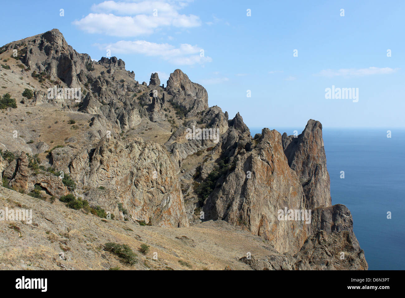 Vista sul vulcano estinto Kara Dag in Crimea Foto Stock