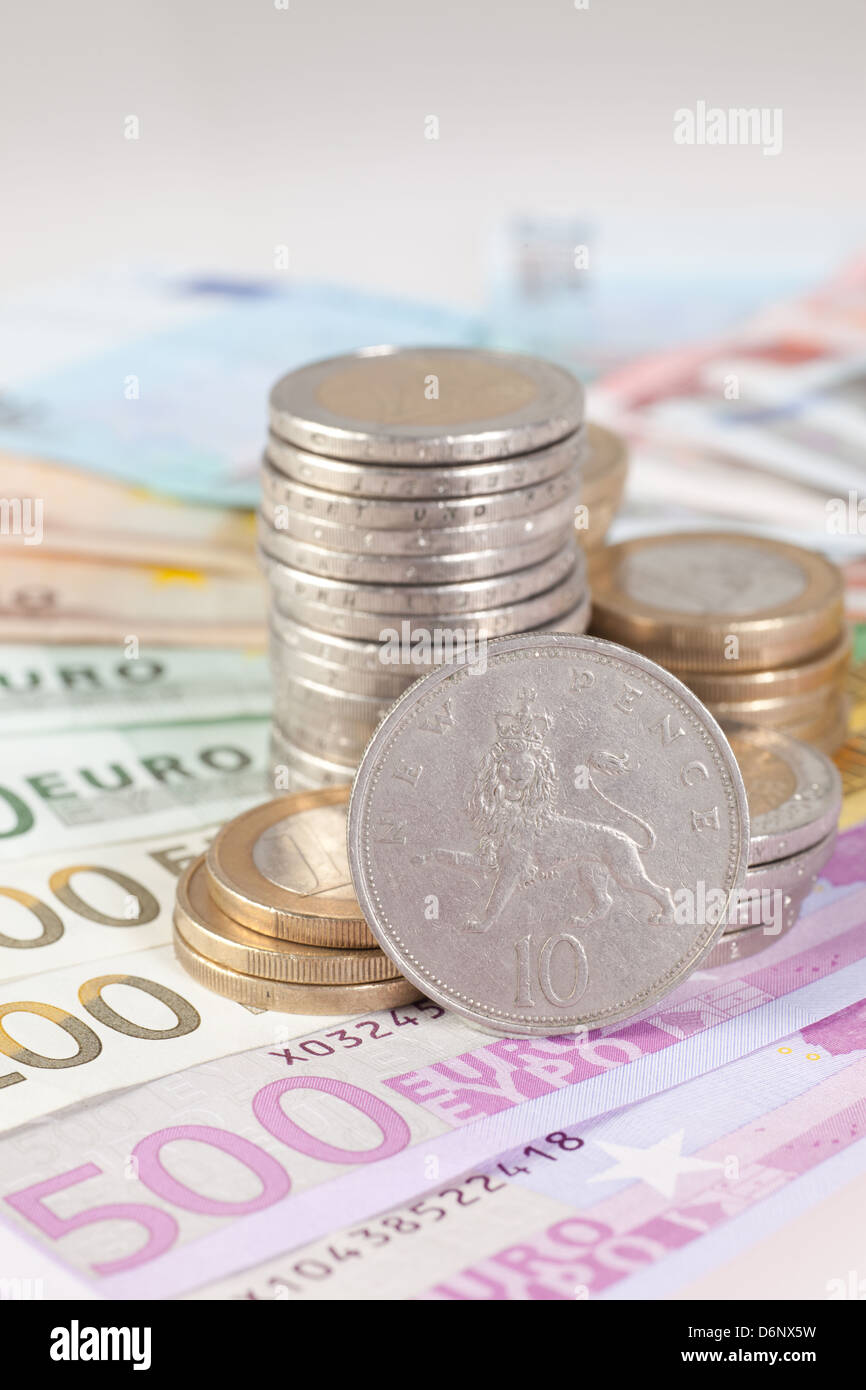 Berlino, Germania, le banconote in euro, Euromuenzen e 10-pence coin Foto Stock