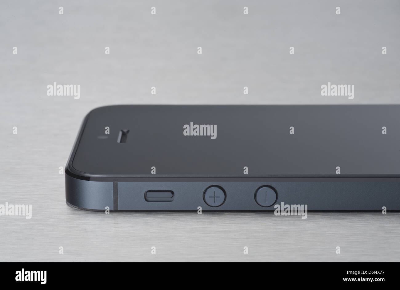 Amburgo, Germania, le impostazioni per il volume e la suoneria del telefono  di iPhone 5 Foto stock - Alamy