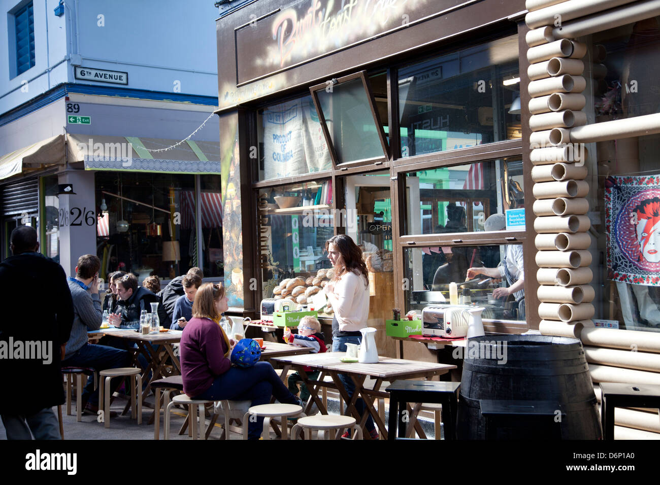 Caffè di Brixton Villaggio Mercato di Londra - Regno Unito Foto Stock