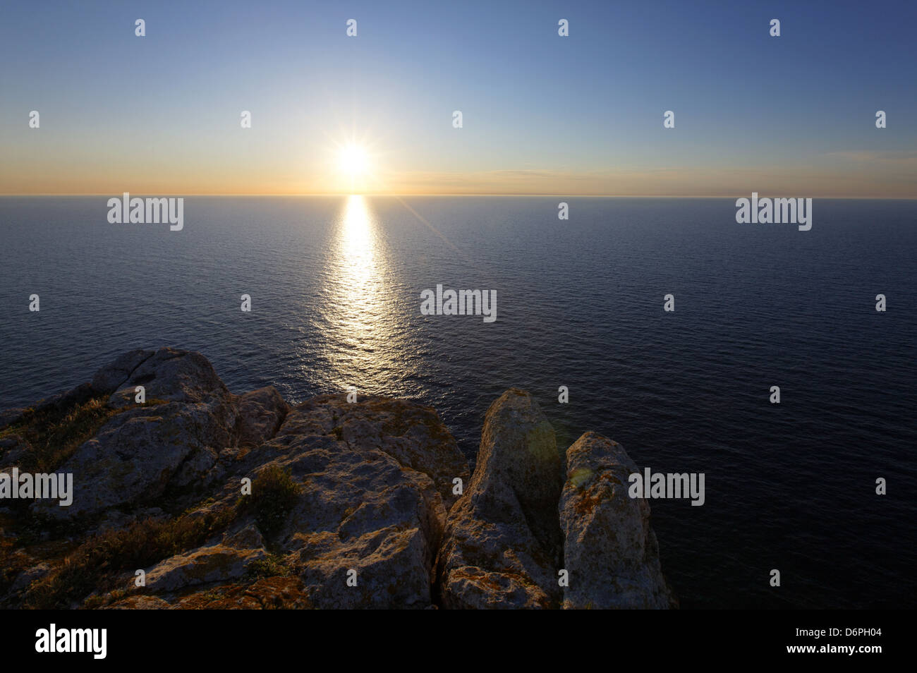 Malta, Gozo, Wardija punto, Küste, Klippen, Sonnenuntergang friedlich, Harmonisch, Foto Stock