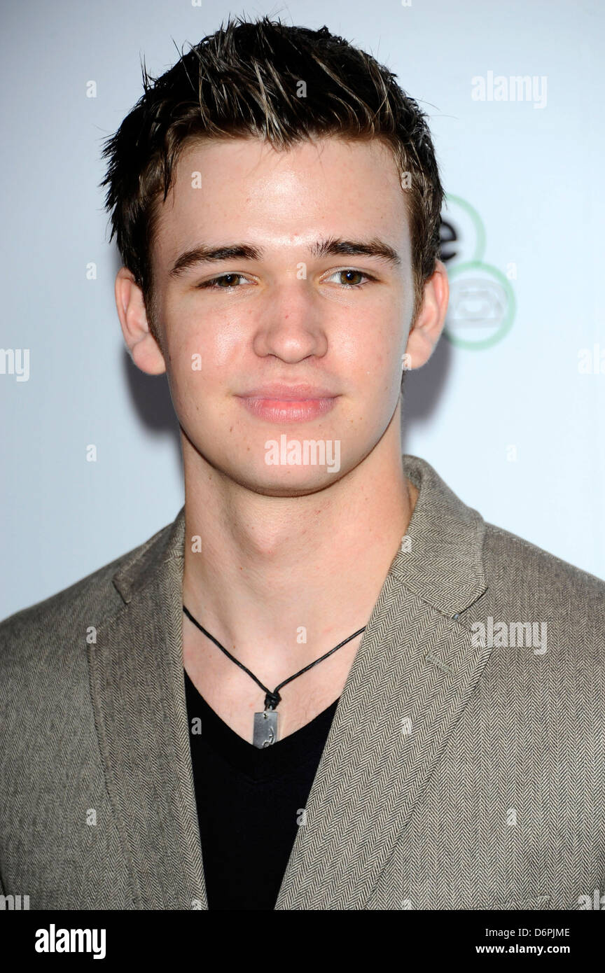 Burkely Duffield UK premiere di Nickelodeon serie TV 'Casa di Anubis' alla Freemasons Hall Arrivi - Londra, Inghilterra- Foto Stock
