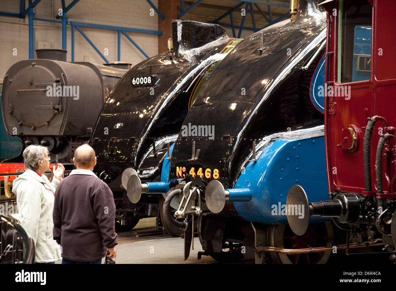 Il Germano reale motore di vapore locomotiva; il museo nazionale delle ferrovie, York, Yorkshire Regno Unito Foto Stock
