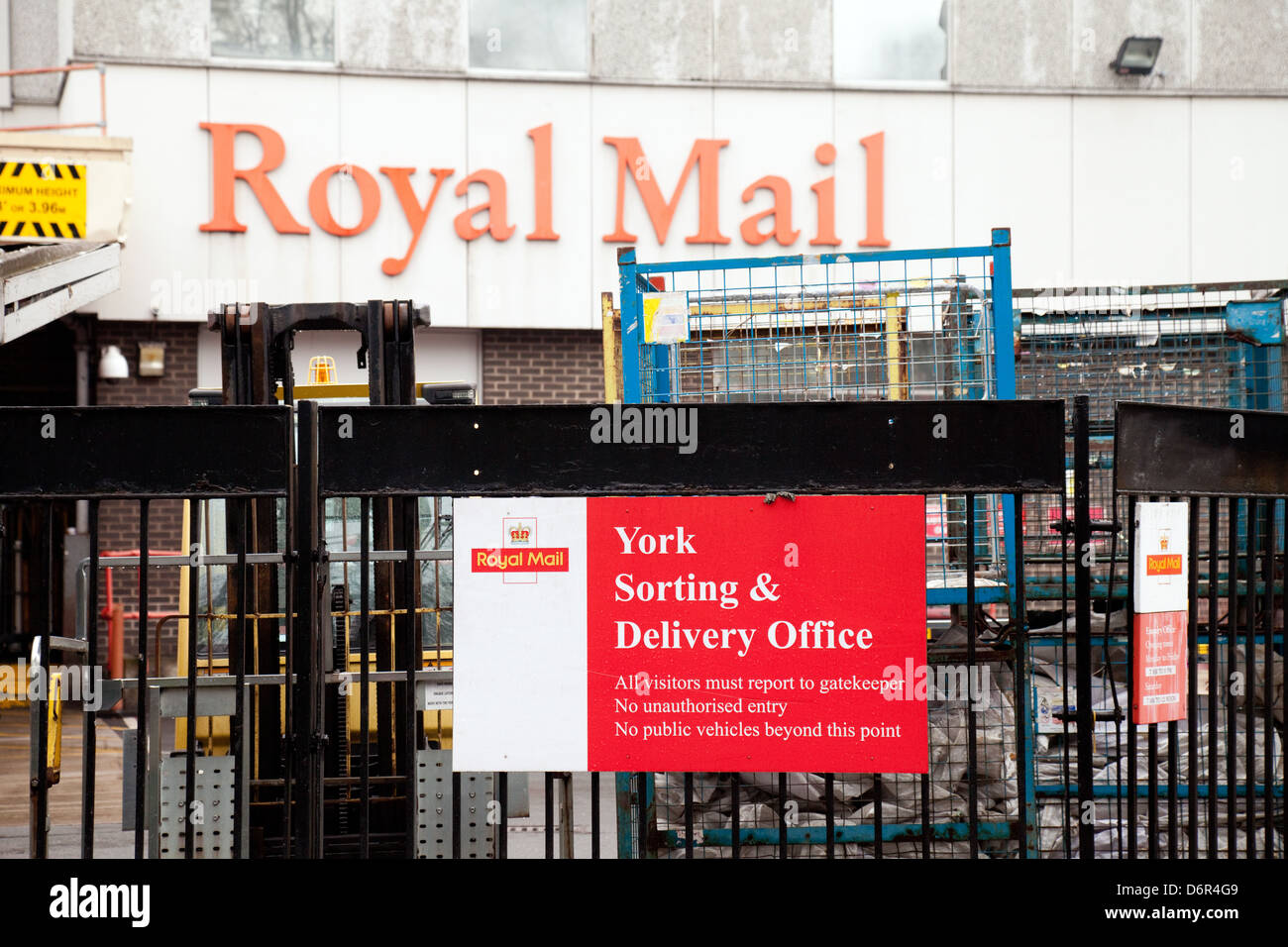 Il Royal lo smistamento della posta e consegne Office, York, Yorkshire Regno Unito Foto Stock