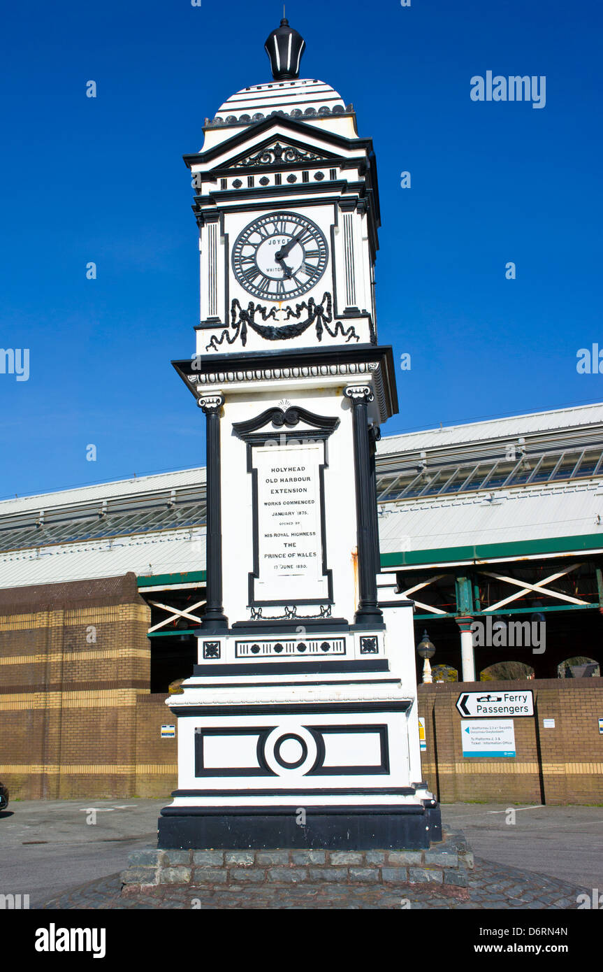 Stazione di Holyhead Anglesey North Wales UK orologio Foto Stock