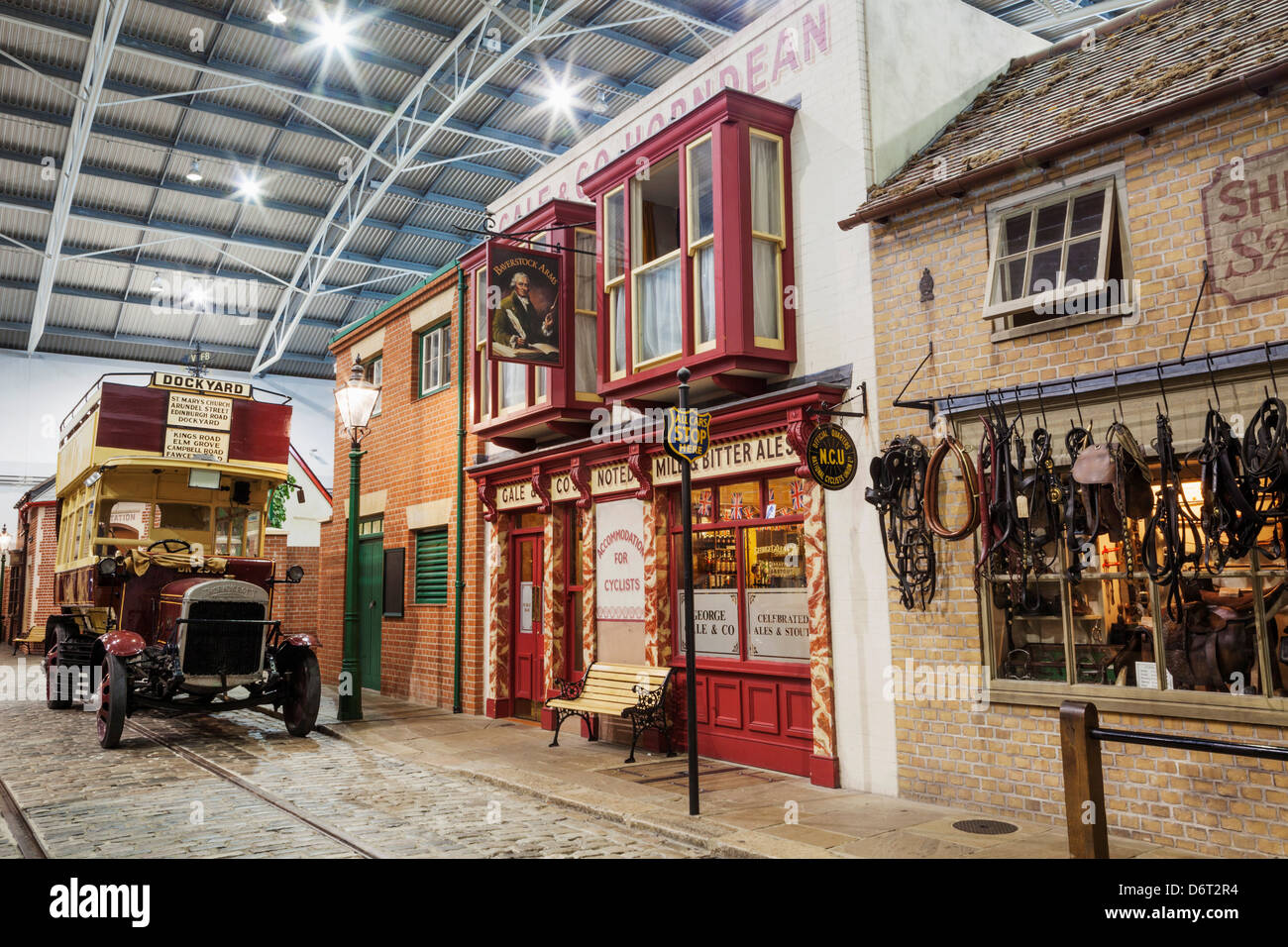 Regno Unito, Inghilterra, Hampshire, Basingstoke, pietre miliari museo vivente di storia, mock-up storico di comunità Foto Stock