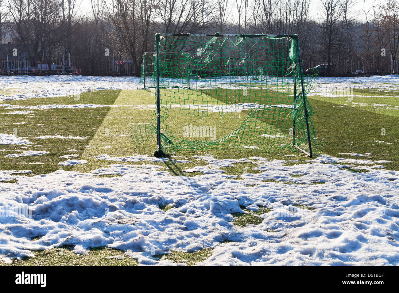 Sfortuna per il gioco di sport all'aperto il campo di calcio in bassa stagione Foto Stock