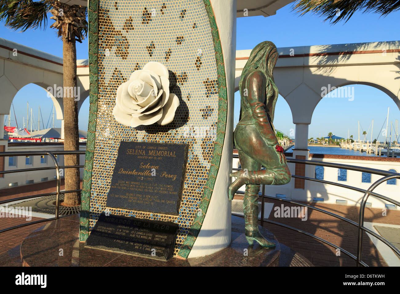 Statua di un memoriale, Selena Memorial, il Corpus Christi, Texas, Stati  Uniti d'America Foto stock - Alamy