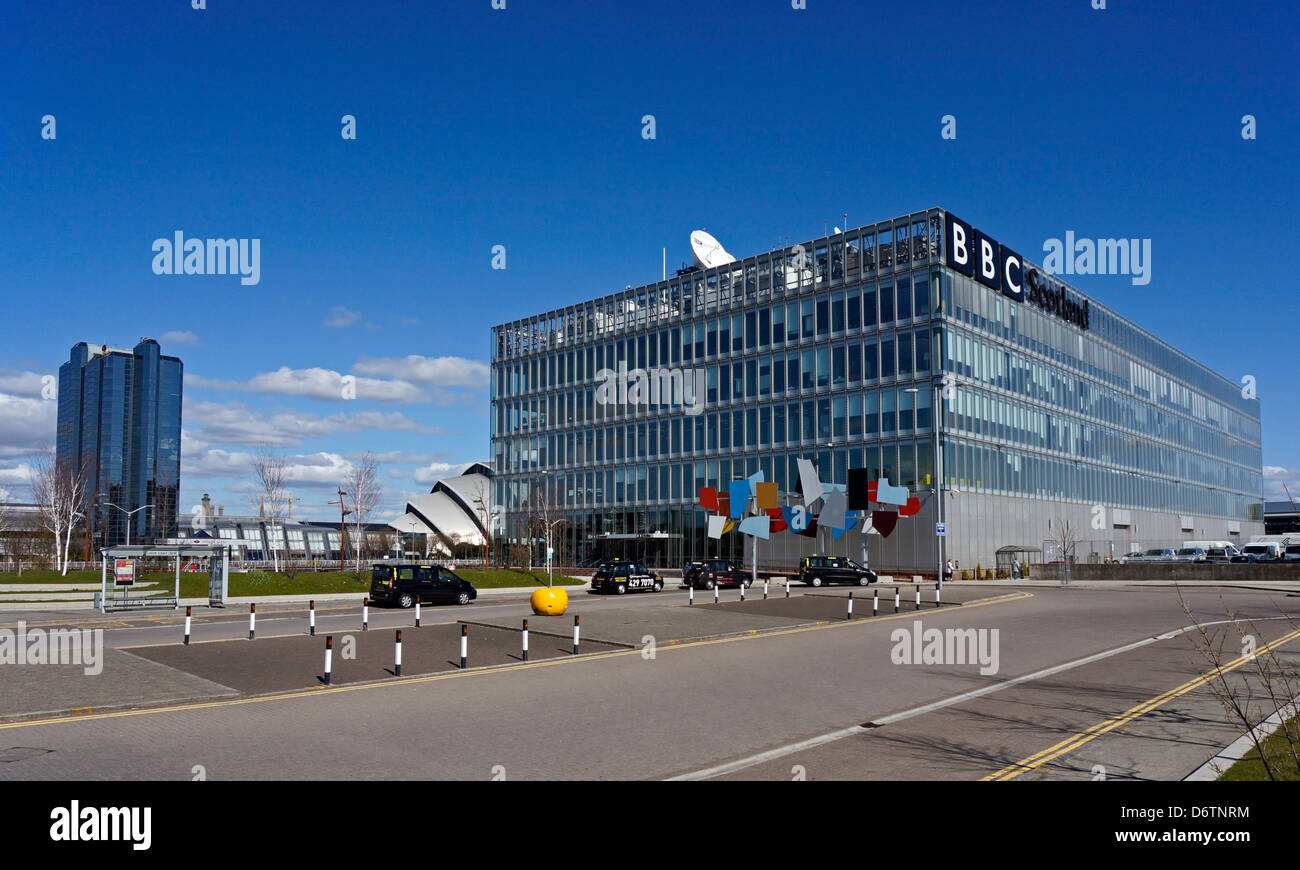 La BBC Scotland headquarters building al Pacific Quay sul fiume Clyde in Govan Glasgow Scozia Scotland Foto Stock