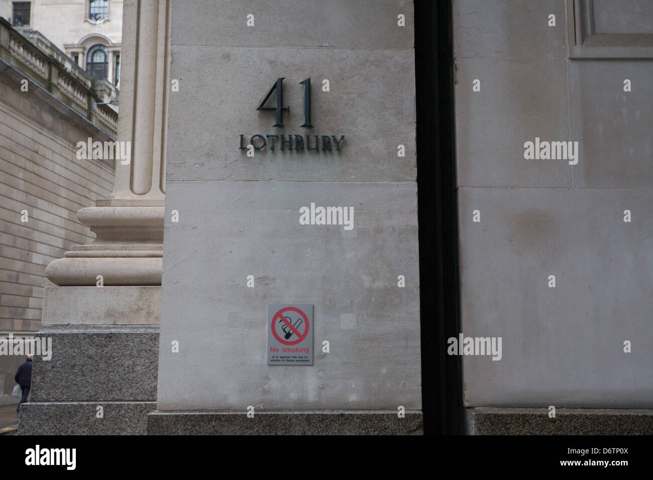 41 indirizzo lothbury segno esterno della National Westminster Bank di Londra Foto Stock