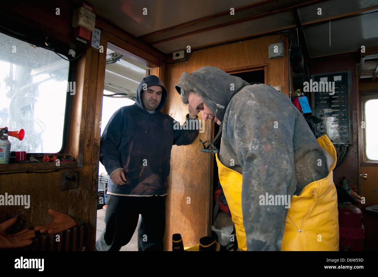 I pescatori abito per lavoro. Stellwagen banche, New England, Stati Uniti, Oceano Atlantico settentrionale Foto Stock