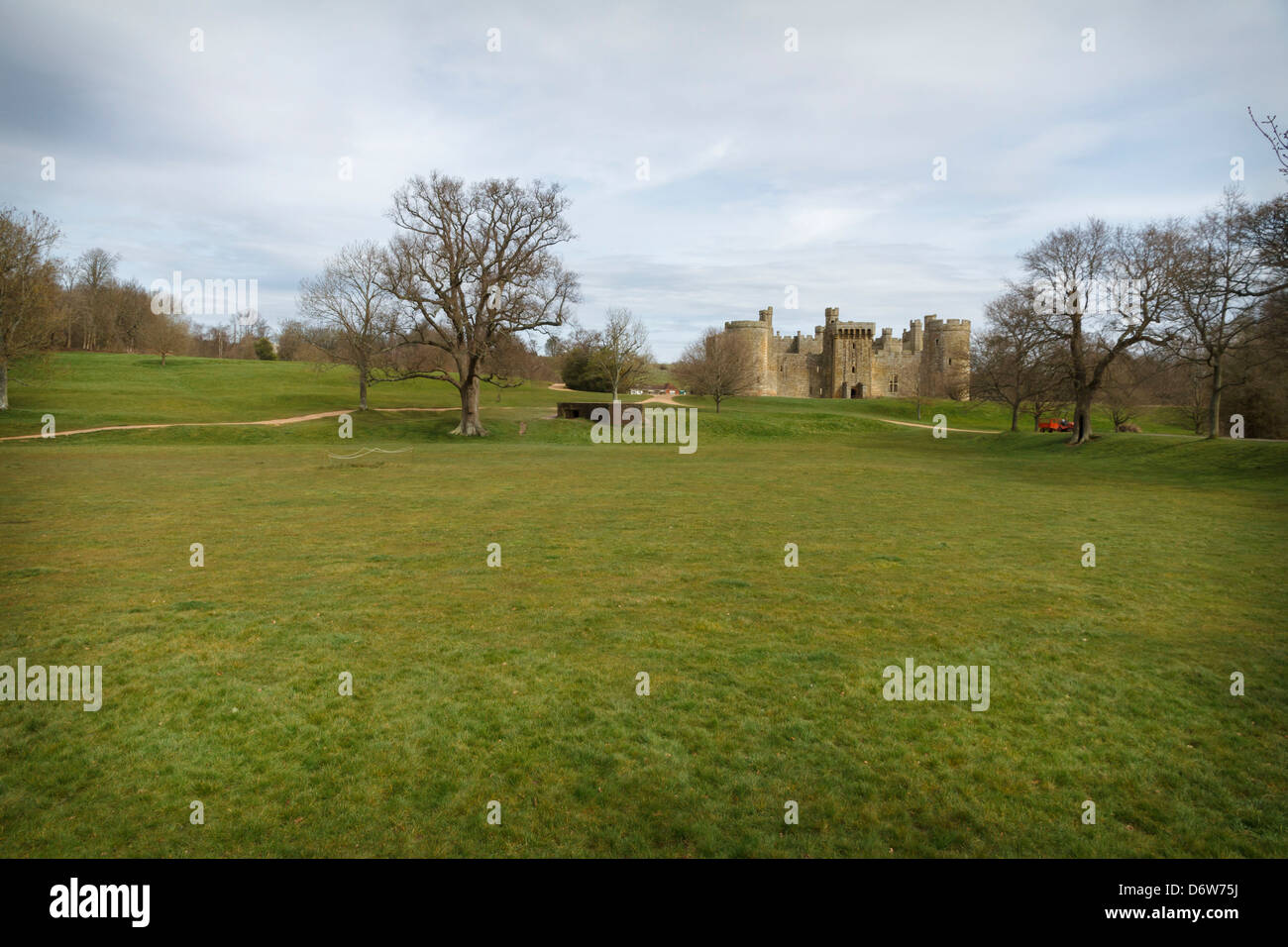 Il Castello di Bodiam vicino a Weston-super-Mare, East Sussex TN32 5UA. Foto Stock