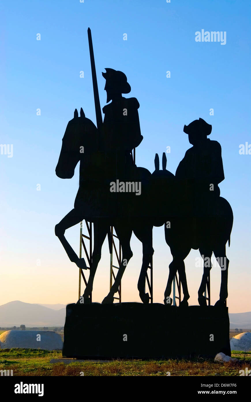 Don Chisciotte della Mancia statua nel sud della Spagna Foto Stock Don Chisciotte della Mancia statua nel sud della Spagna Foto Stock