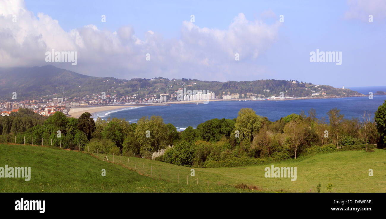 Foto panoramica della spiaggia di Hendaye paesaggio nel Paese Basco in Francia Foto Stock