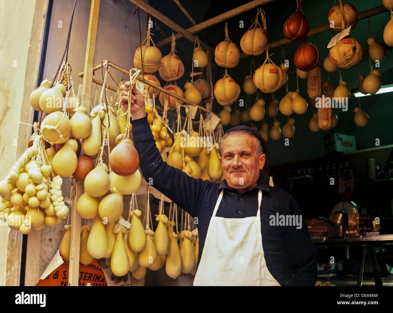 8534. Negozio di formaggi, Sorrento, Italia, Europa Foto Stock