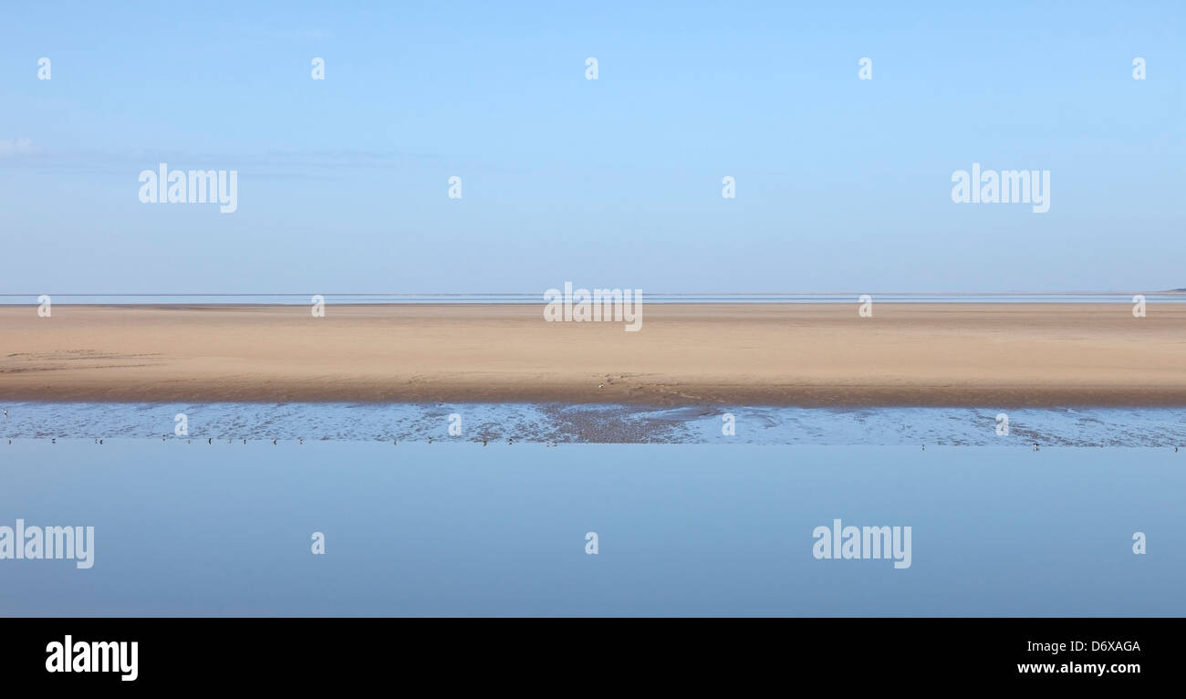Morecambe Bay Riserva Naturale dal Lancashire sentiero costiero vicino a Silverdale LANCASHIRE REGNO UNITO Foto Stock