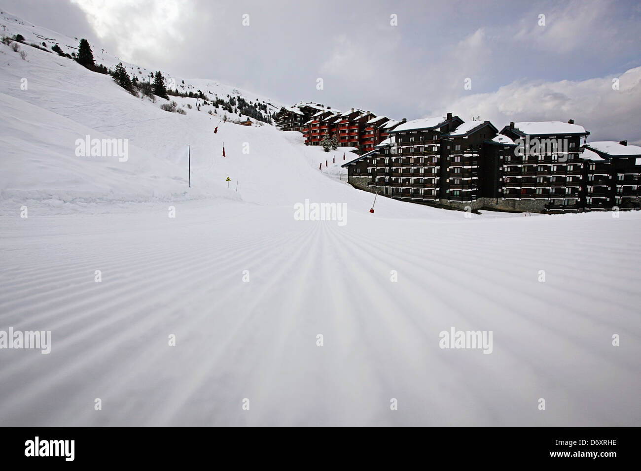 Chalet e alberghi a Mottaret. Sciare a Méribel, Francia Foto Stock