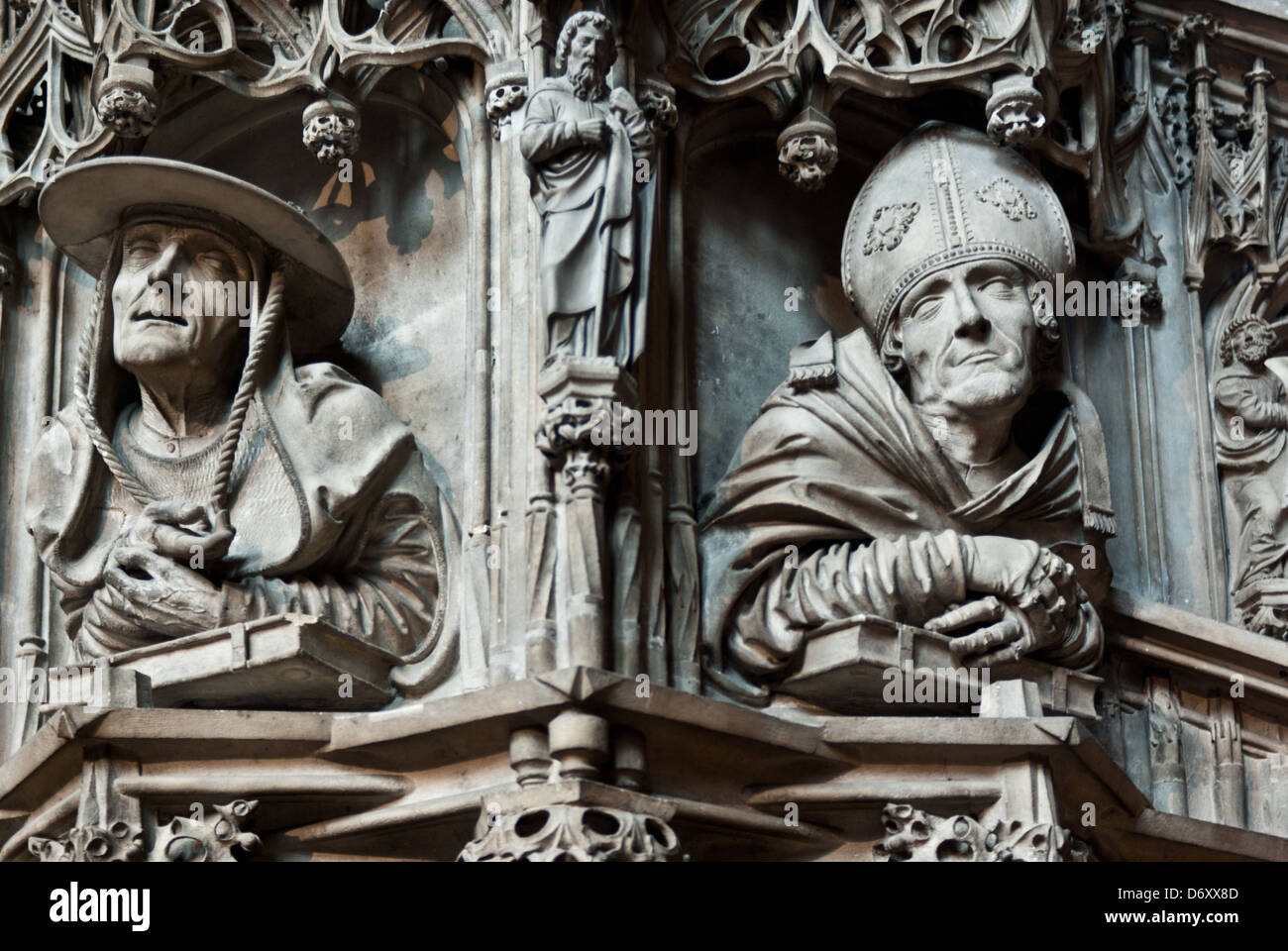 St Gerome e Sant Agostino di Ippona statue del pulpitum di Stephansdom (Cattedrale Santo Stefano), Vienna Foto Stock
