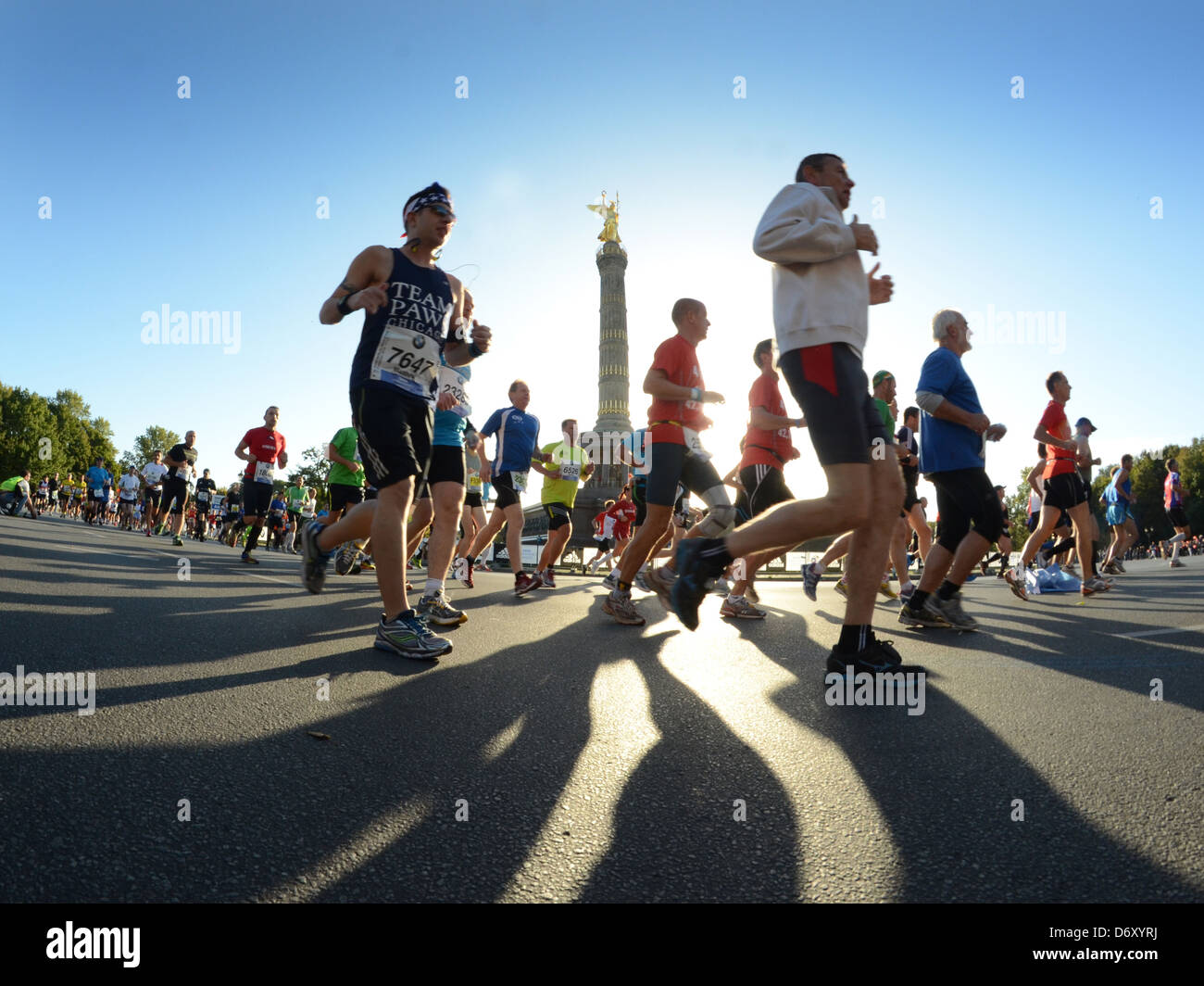 Berlino, Germania, partecipanti al trentanovesimo maratona di Berlino 2012 Foto Stock