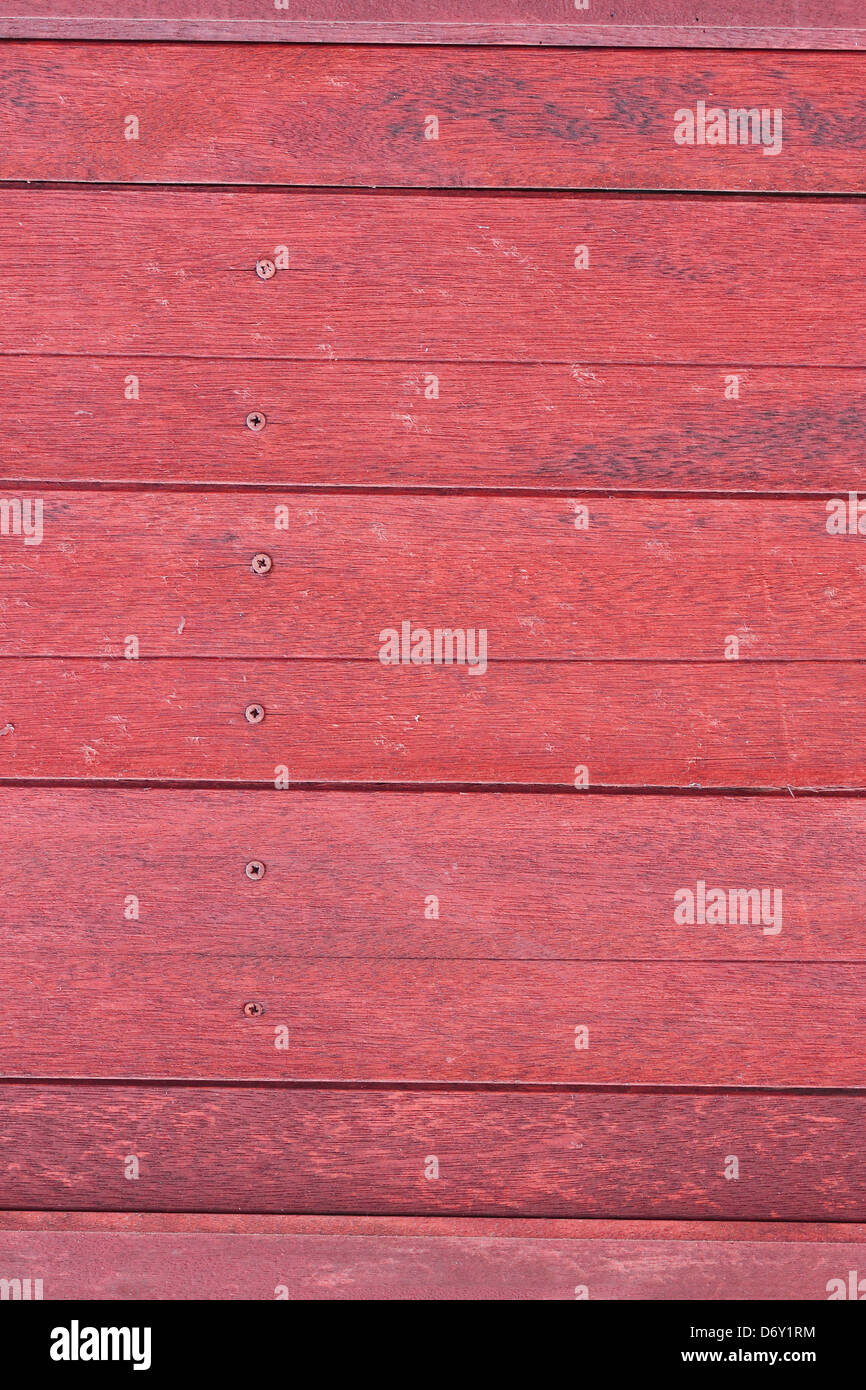 Legno rosso è la porte in case di legno. Foto Stock