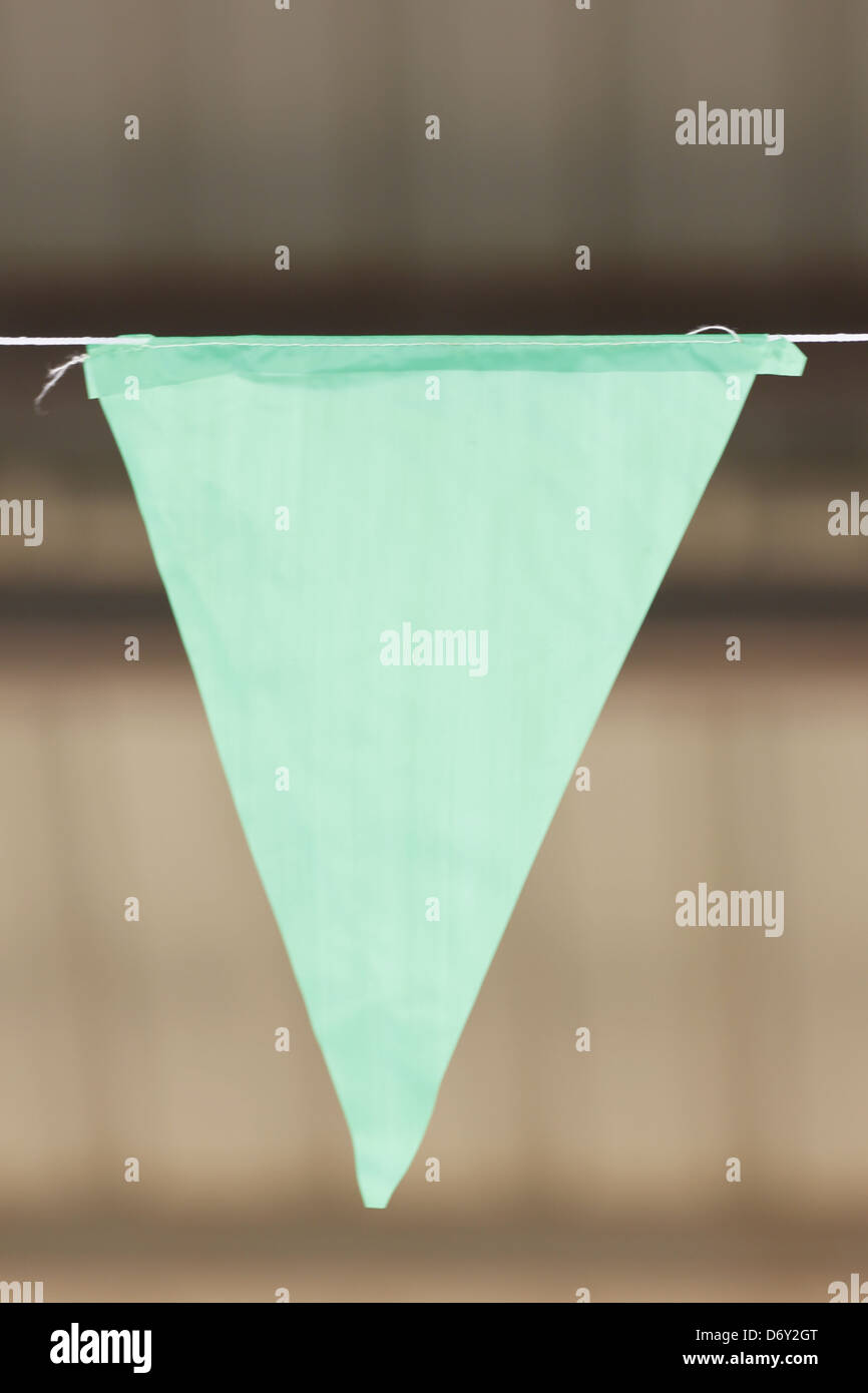 Piccola bandiera verde nel tempio,della Thailandia. Foto Stock