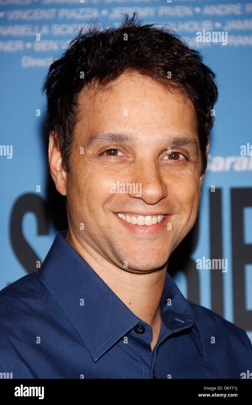 Ralph Macchio la lettura di Sarah ciuffo di '110 Stories", un vantaggio per New York dice Grazie Foundation tenutosi presso la Skirball Foto Stock