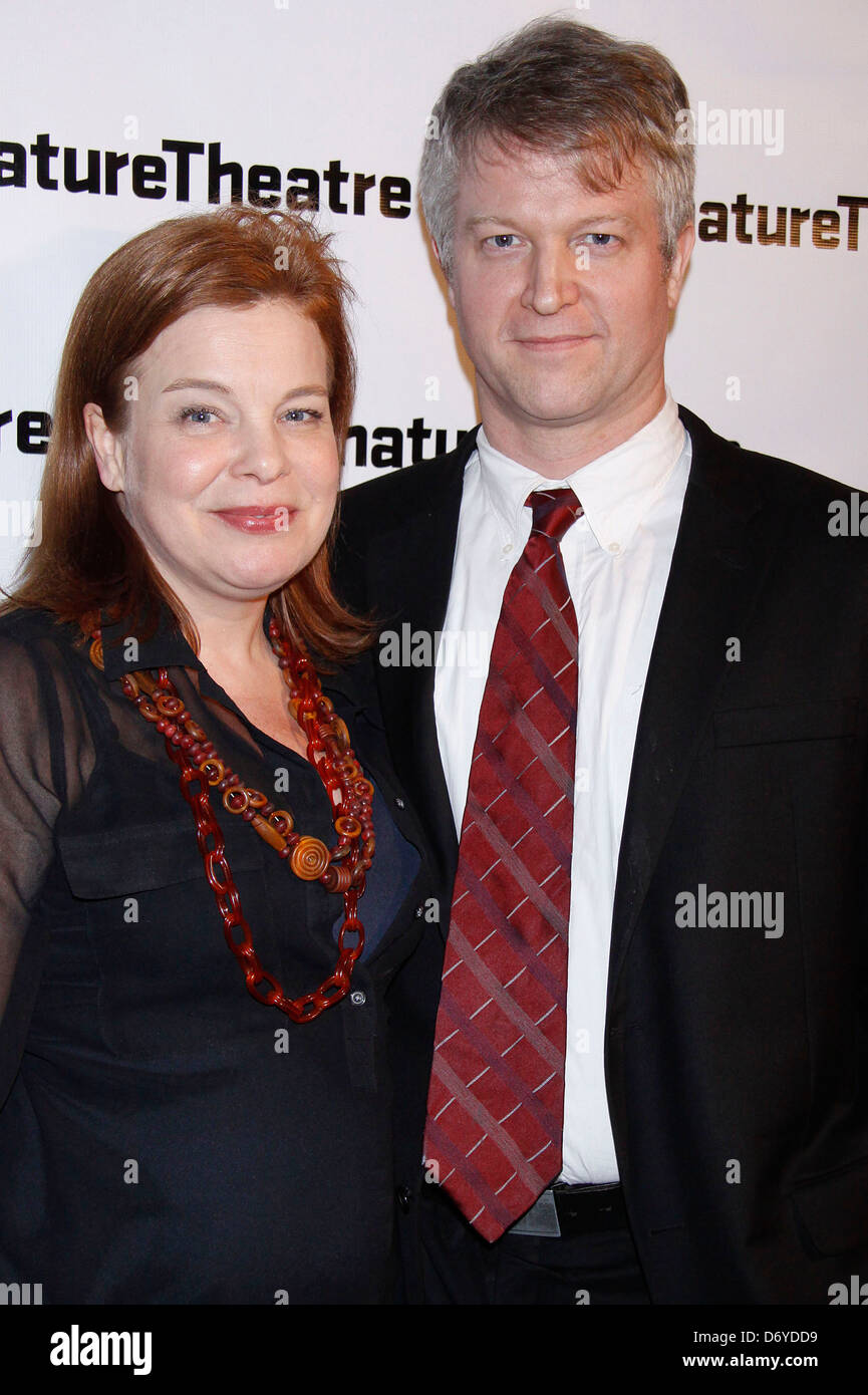 Catherine Curtin e C.J. Wilson apertura notturna dopo essere partito per 'la Signora da Dubuque' al teatro di Firma società del Pershing Foto Stock