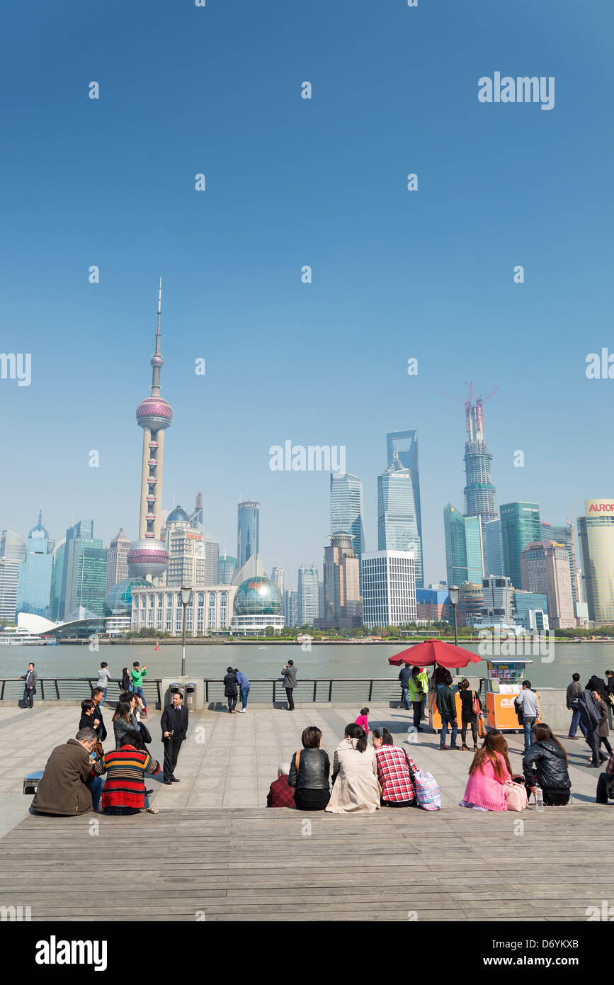 Vista sullo skyline di Pudong di Shanghai in Cina Foto Stock