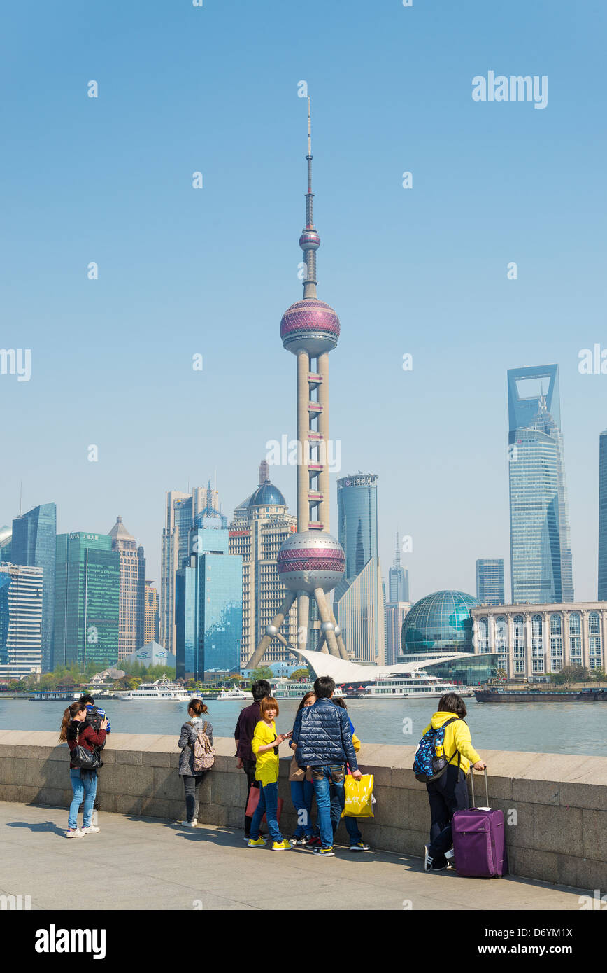 Vista sullo skyline di Pudong di Shanghai in Cina Foto Stock