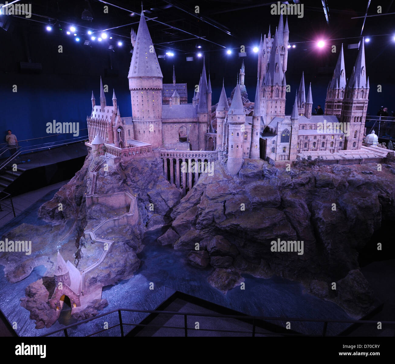 La realizzazione di Harry Potter - il castello di Hogwarts modello in scala di visualizzazione multimediale tenutasi a Warner Bros Studios Londra Londra, Inghilterra - Foto Stock