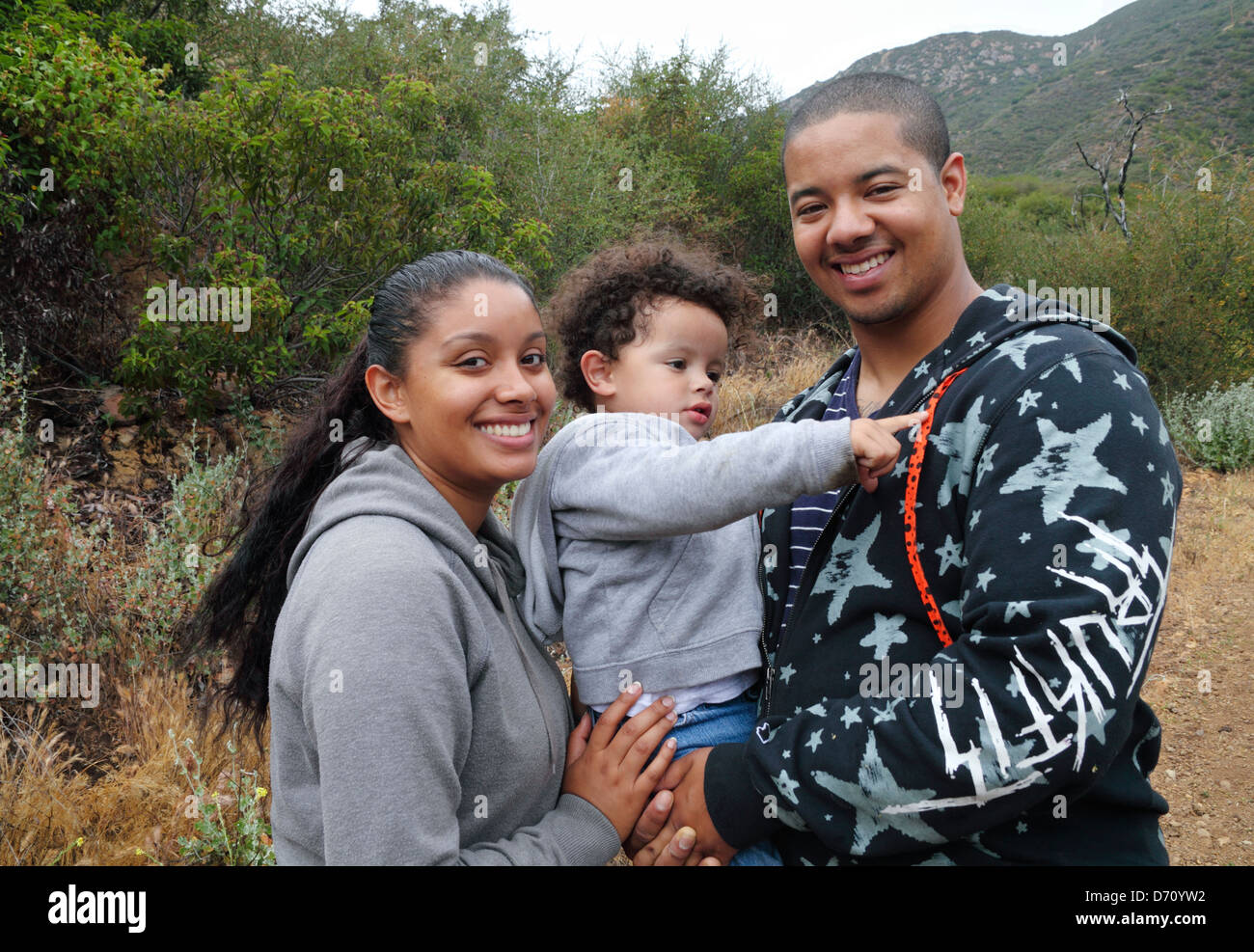 Famiglia escursioni in Solstice Canyon Park in Malibu Foto Stock