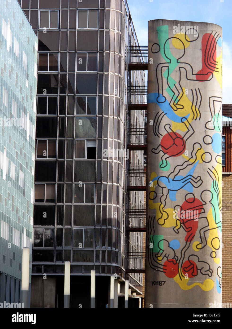 Keith Haring affresco, Neker-Enfants Malades Hospital,Università di Parigi,Francia,primo ospedale pediatrico nel mondo Foto Stock