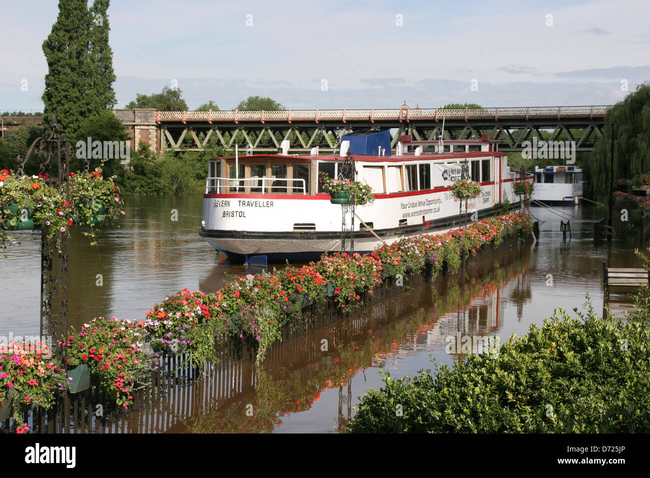 Inondazioni estive 2007 sistema di cottura a vapore fiume Severn Worcester Worcestershire Inghilterra REGNO UNITO Foto Stock