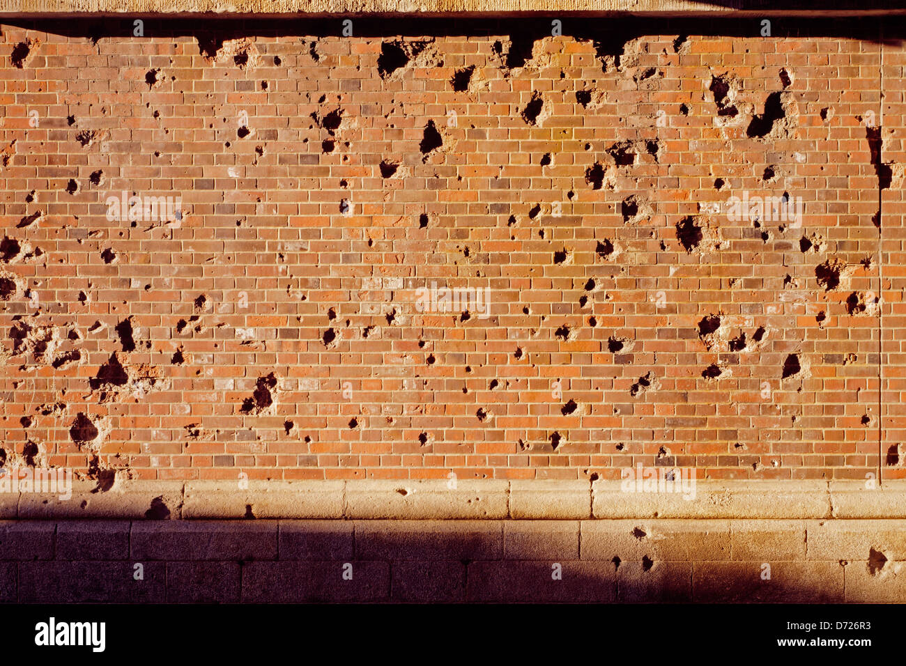 Berlino, Germania, facciata con fori di proiettile dalla Seconda Guerra Mondiale Foto Stock