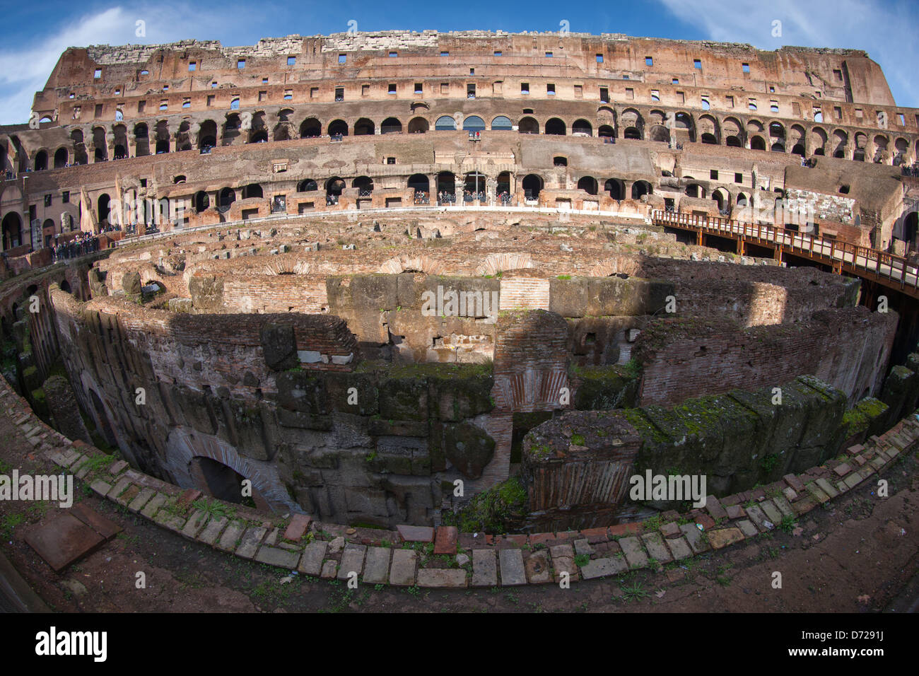 Il Colosseo o il Colosseo, noto anche come l'Anfiteatro Flavio Foto Stock
