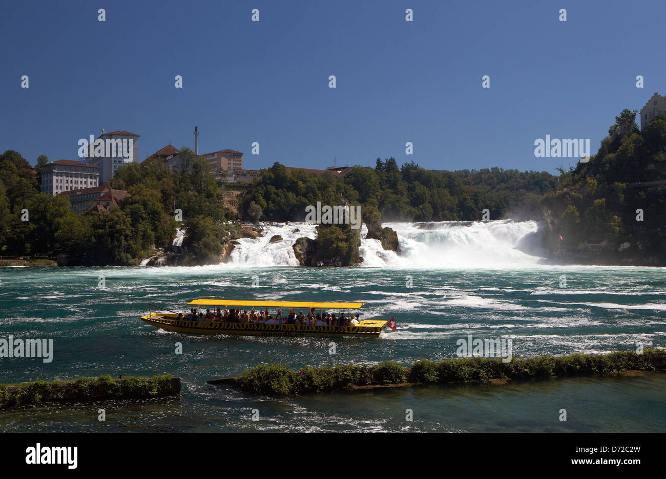 Neuhausen, Svizzera, che si affaccia sul Reno cade, in Europa la cascata più grande Foto Stock