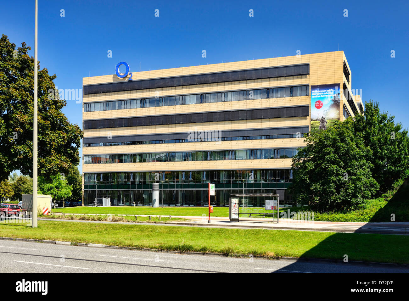 Edificio per uffici di O2 nell'anello oltremare nella città del nord, Amburgo, Germania, Europa Foto Stock