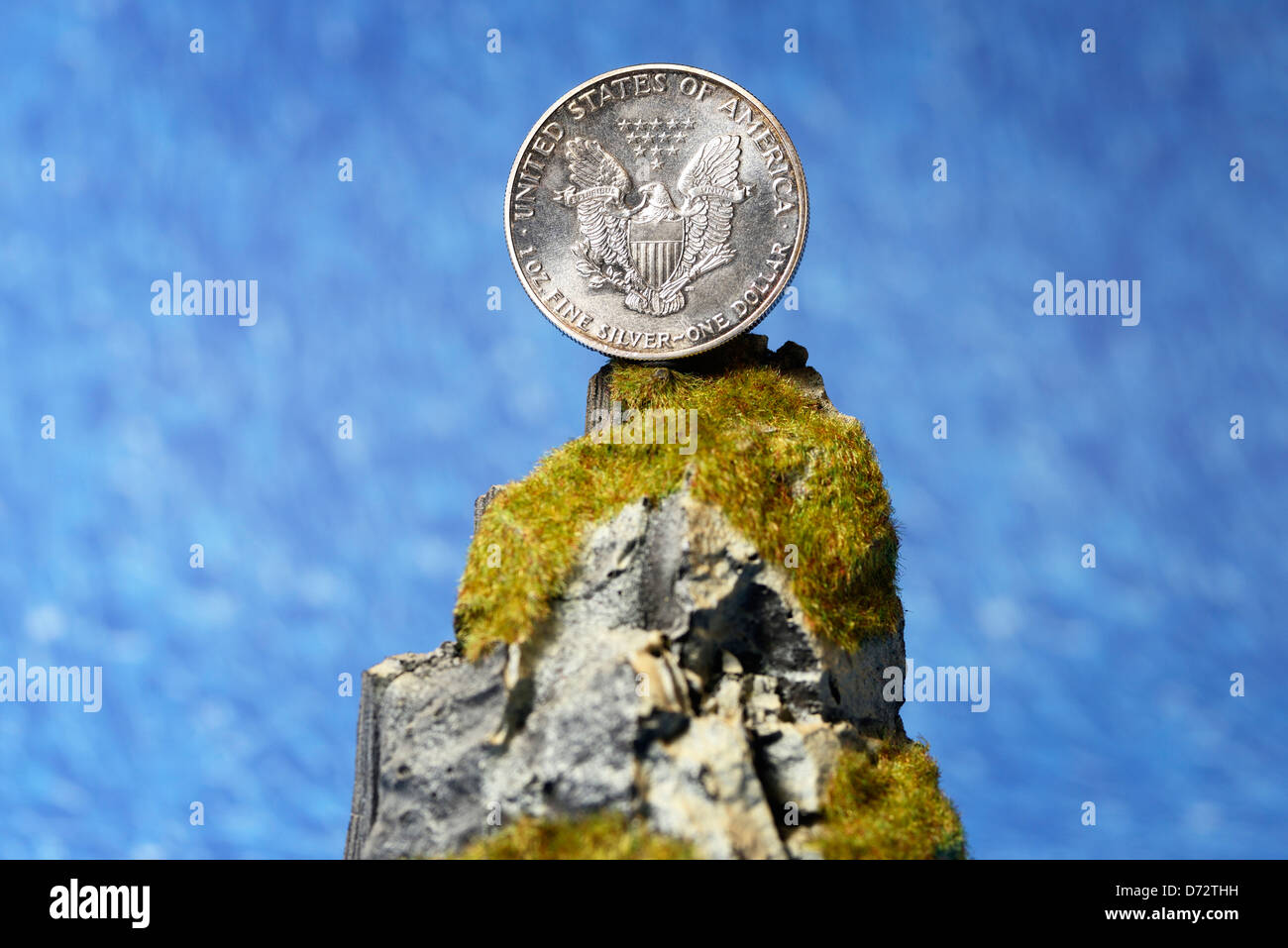 US-silver dollar sulla scogliera, ispettore fiscale la scogliera Foto Stock