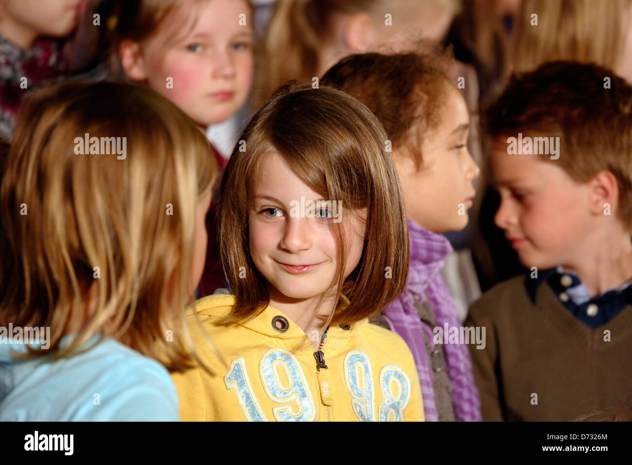 Bochum, Germania, cantare Giorno della canzone, la scuola dei bambini a causa dell'orlo-scuola di cantare in chiesa di Cristo Foto Stock