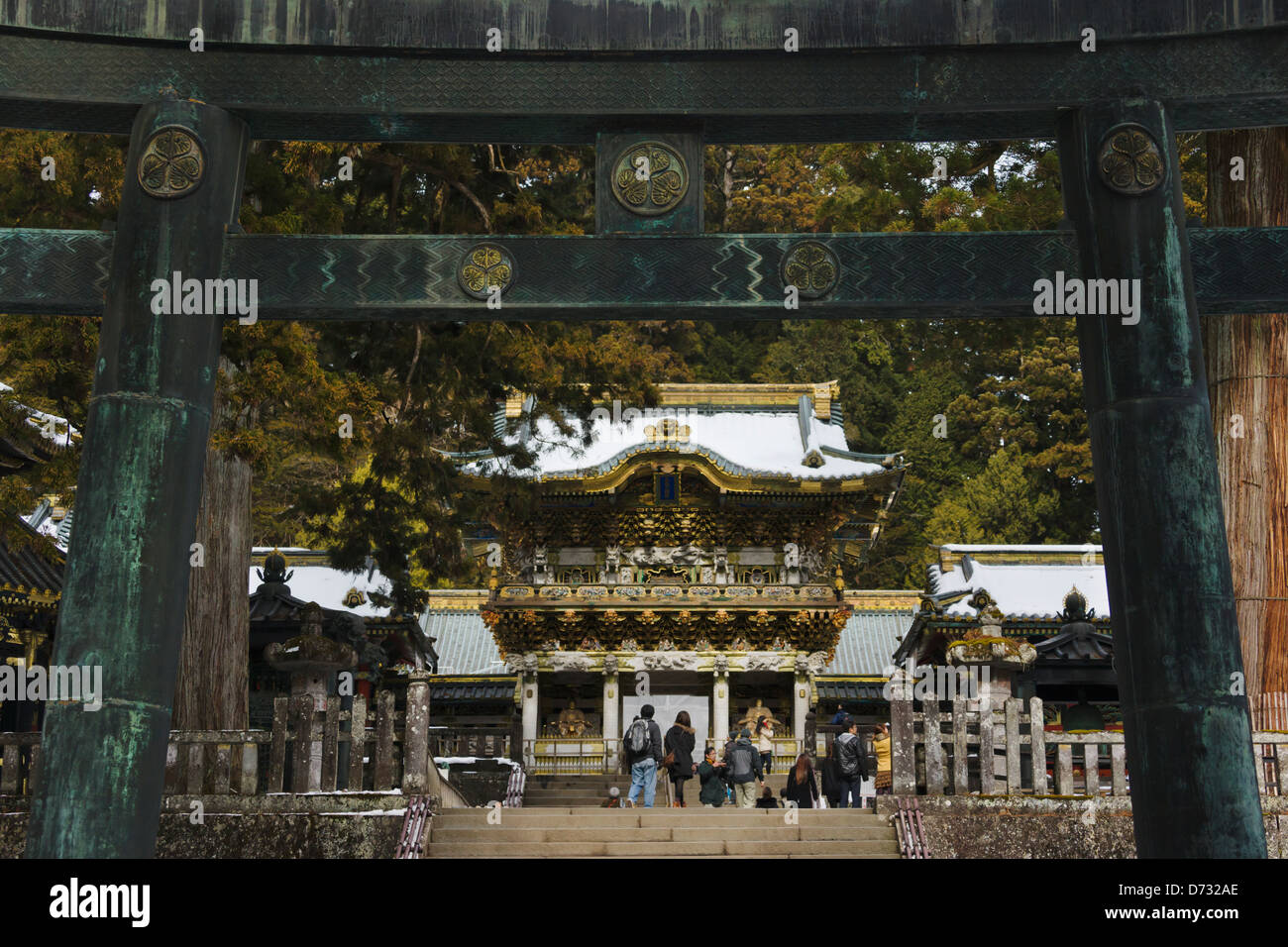 La Porta Yomeimon decorato con oltre 500 sculture, il Santuario Toshogu, Nikko, Prefettura di Tochigi, Giappone, Patrimonio Mondiale dell UNESCO Foto Stock