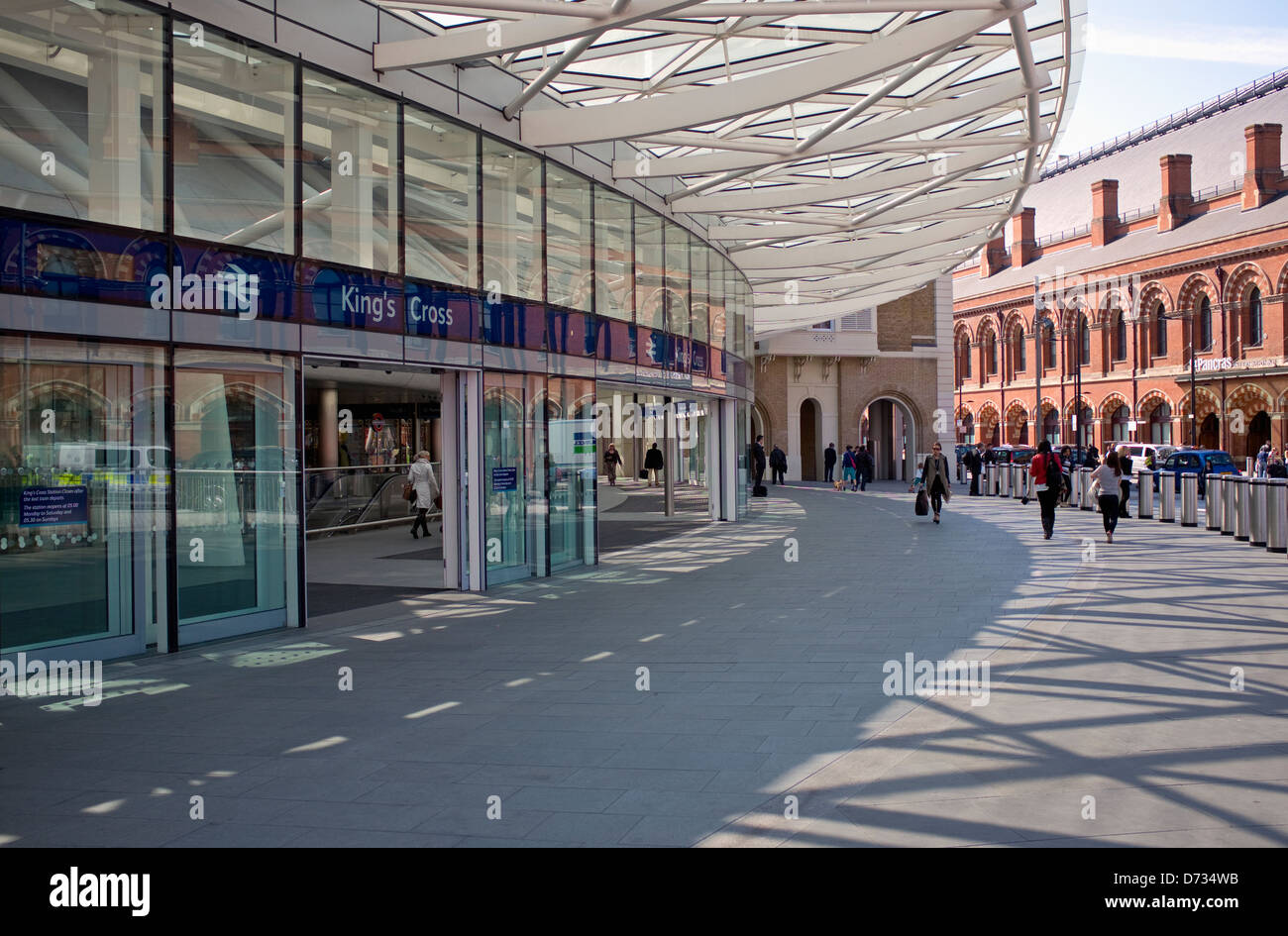 L'ingresso posteriore per la riprogettazione di Kings Cross Rail Station di Londra Foto Stock