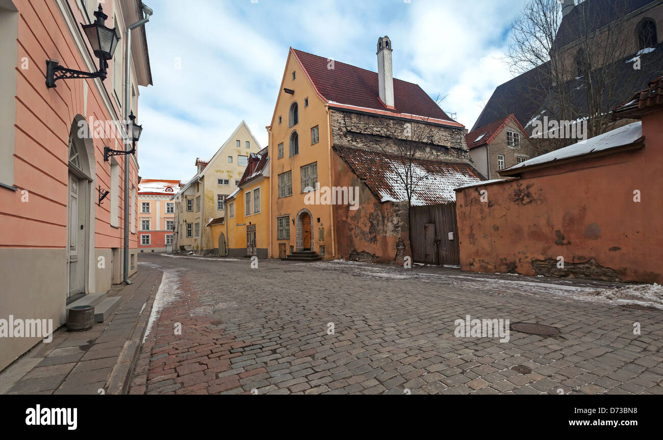 Street nella città vecchia di Tallinn, Estonia Foto Stock