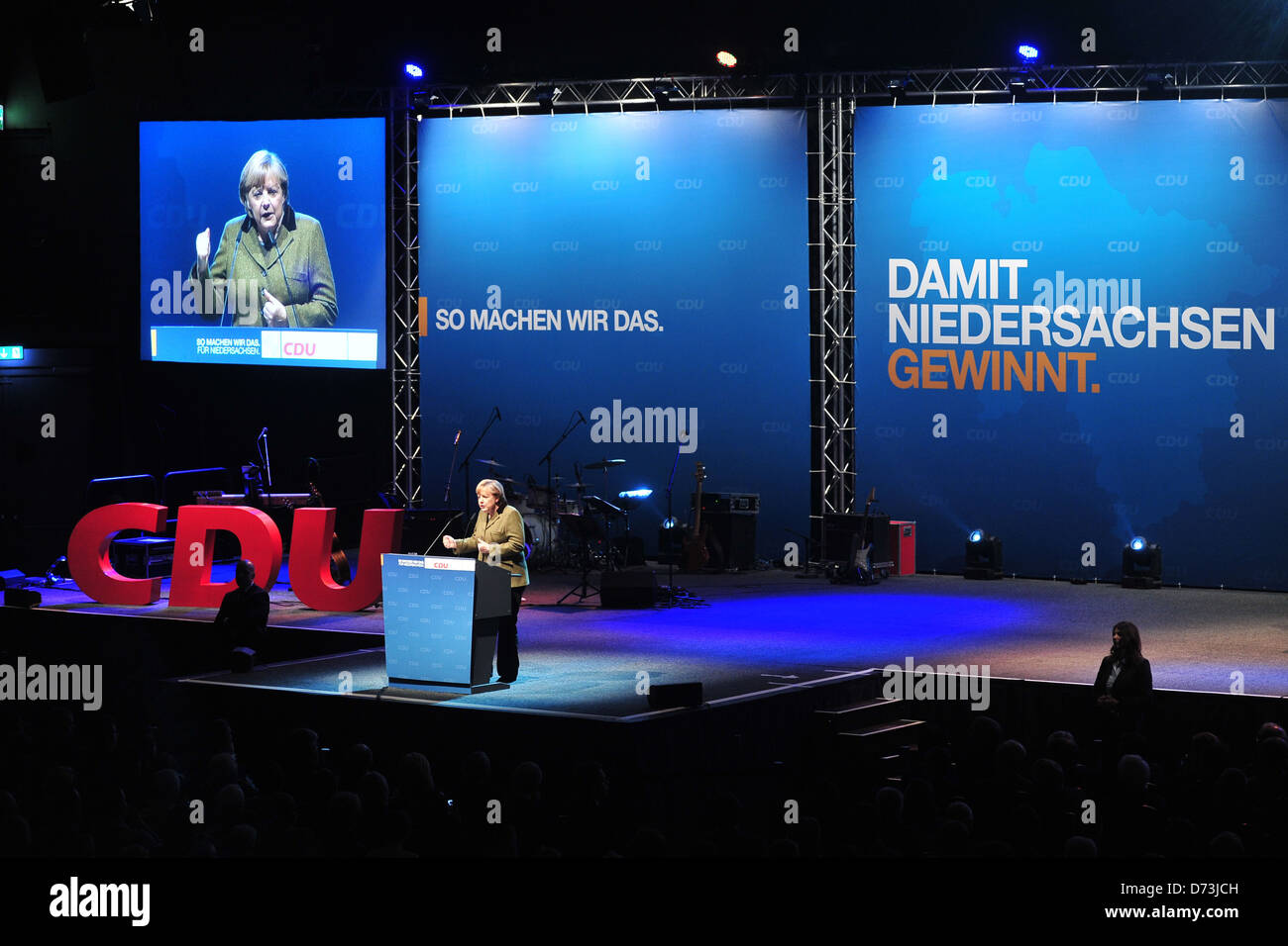 Oldenburg, Germania, il Cancelliere tedesco Angela Merkel (CDU) sulla campagna elettorale per le elezioni statali nella pecora Arena Foto Stock