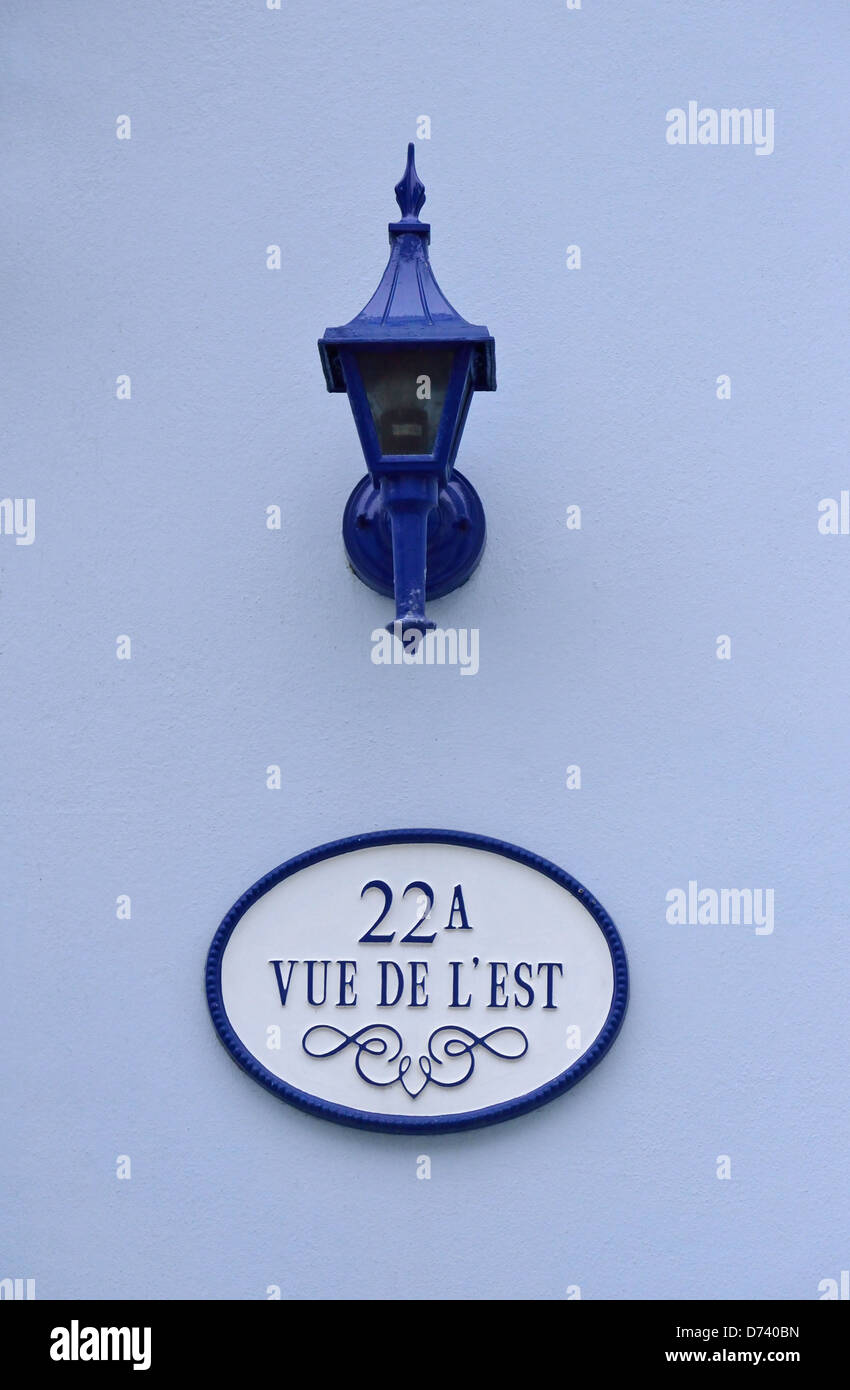 Vue de l'est house segno e lampada, Hauteville, Saint Peter Port (Saint-Pierre-Port), Guernsey, Isole del Canale Foto Stock