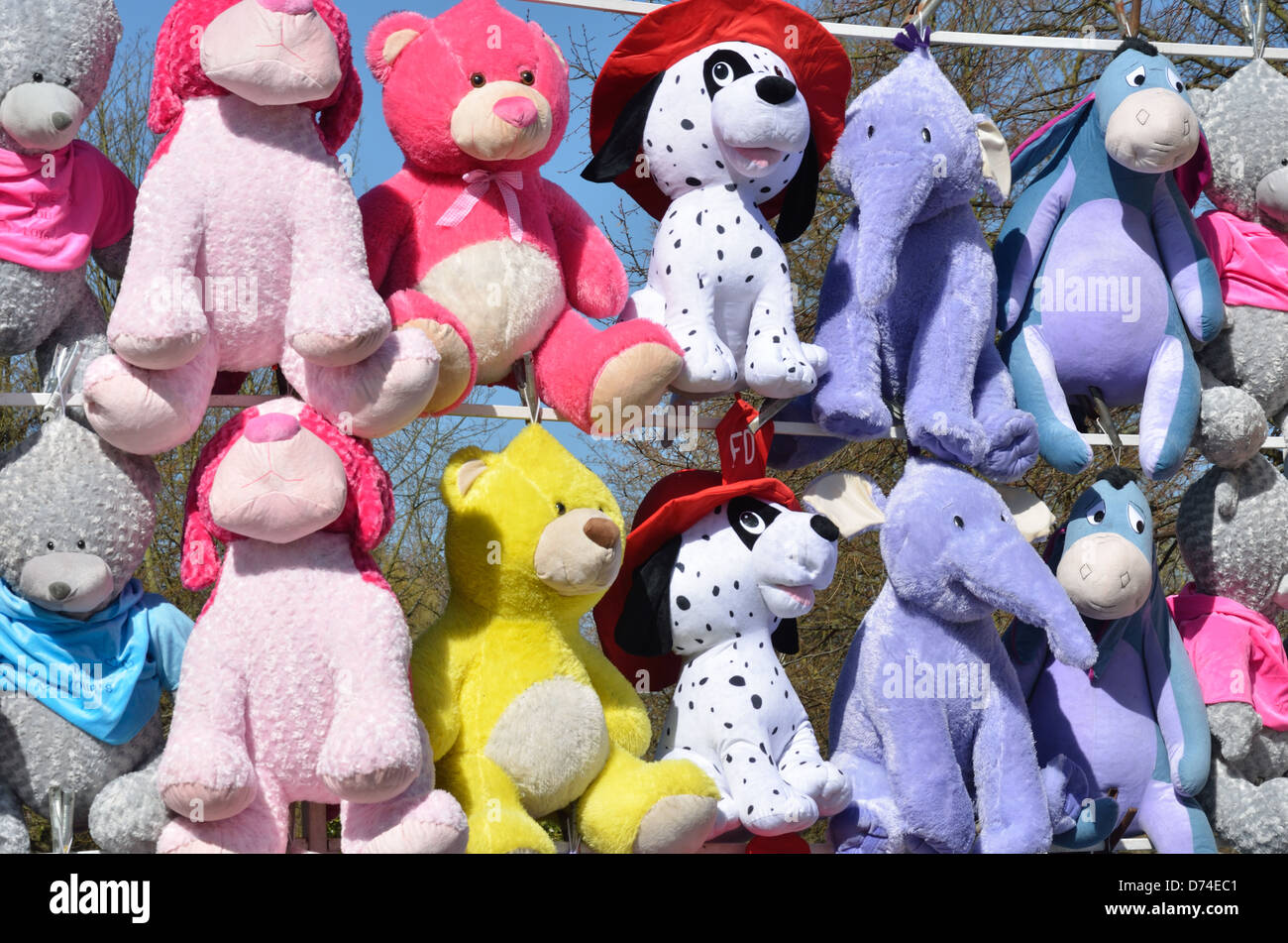 Colorate dei giocattoli di peluche Foto Stock