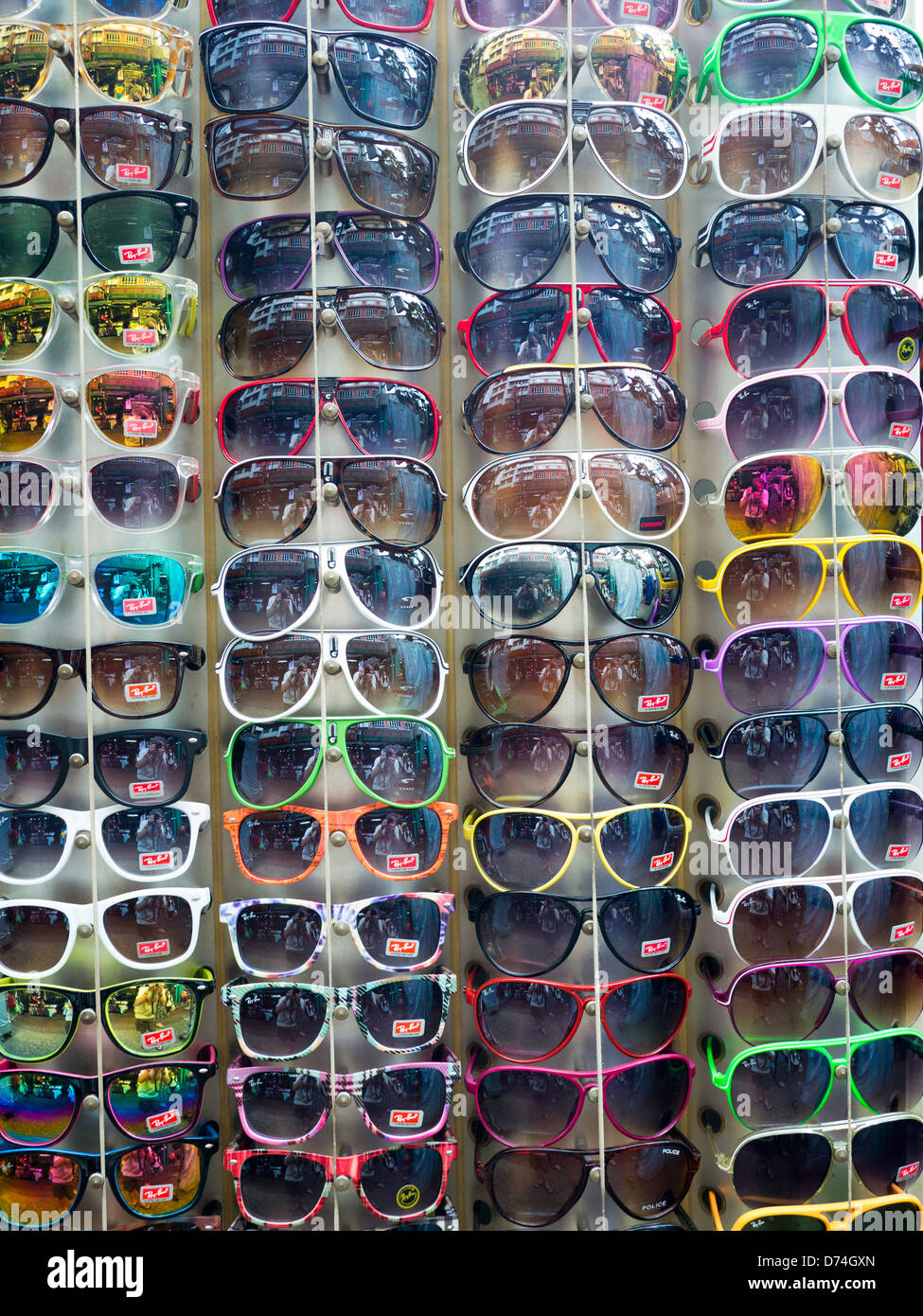 Fake occhiali da sole, Kuala Lumpur, Malesia, Asia Foto Stock